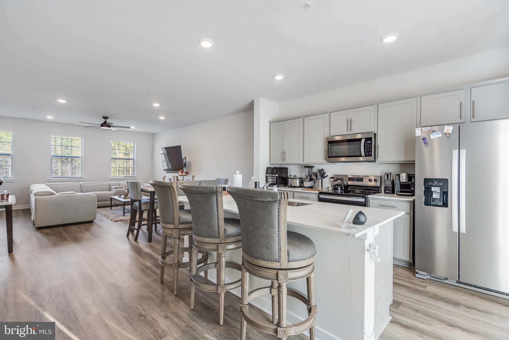 PINEGROVE - Residential Lease