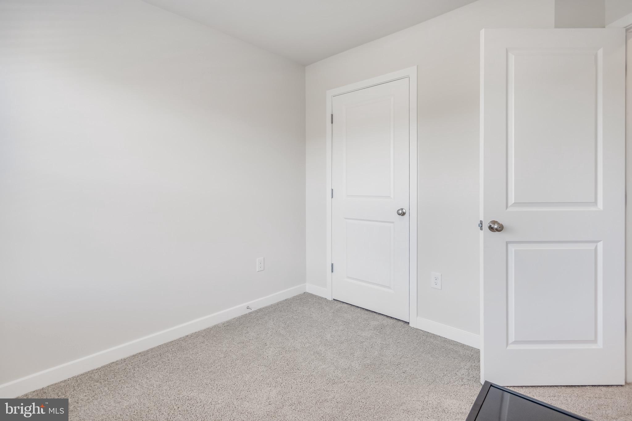 PINEGROVE - Residential Lease