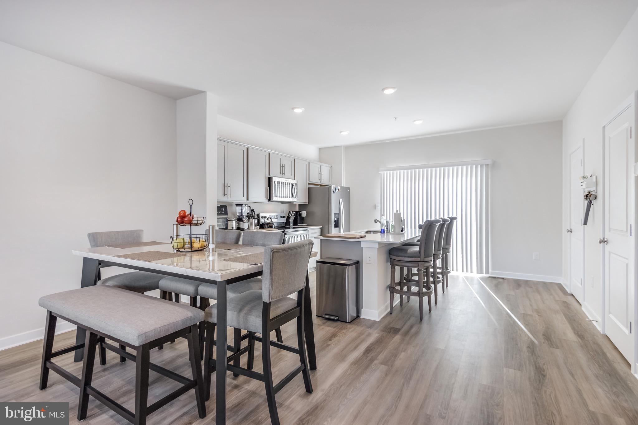 PINEGROVE - Residential Lease