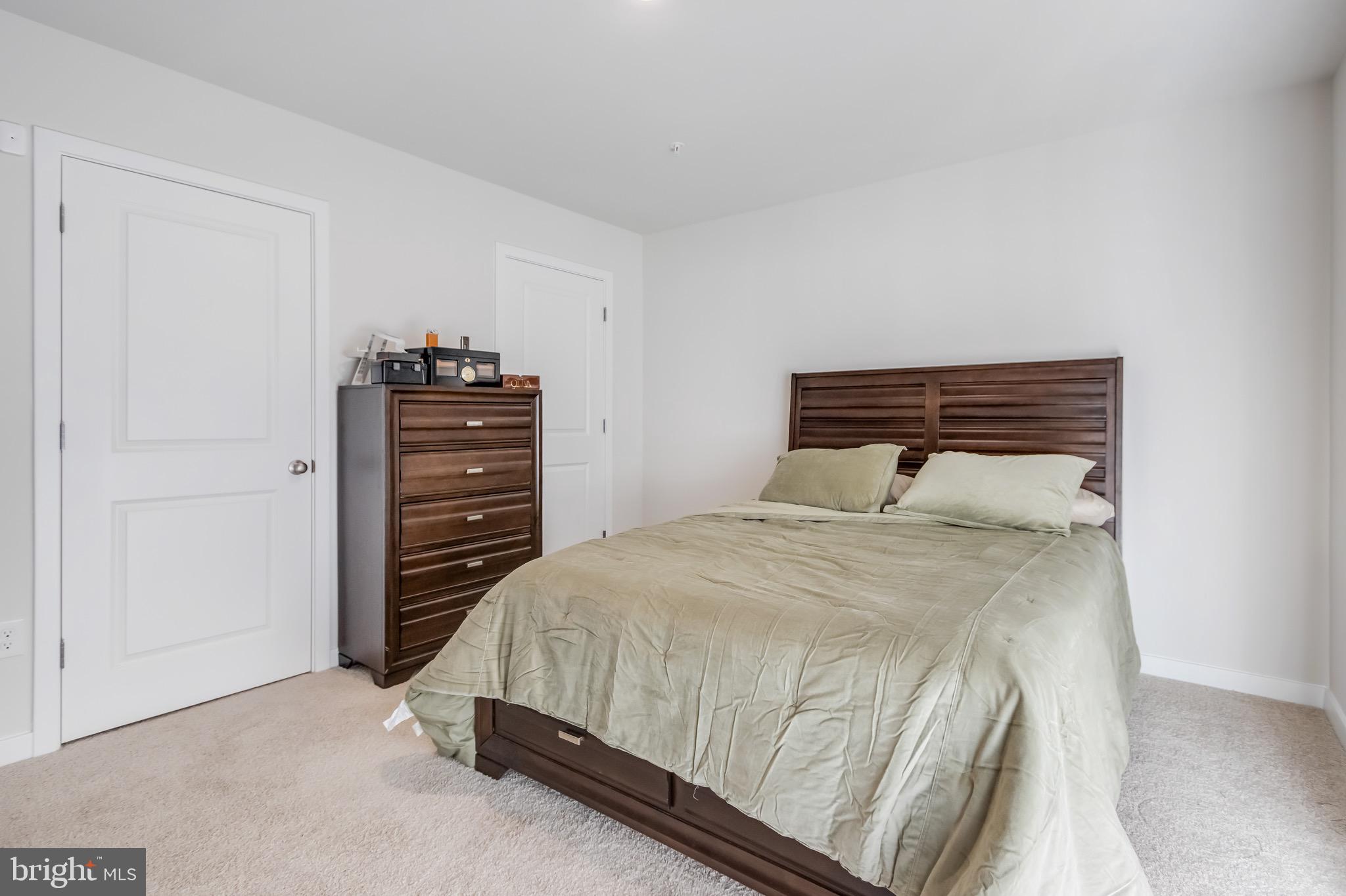 PINEGROVE - Residential Lease