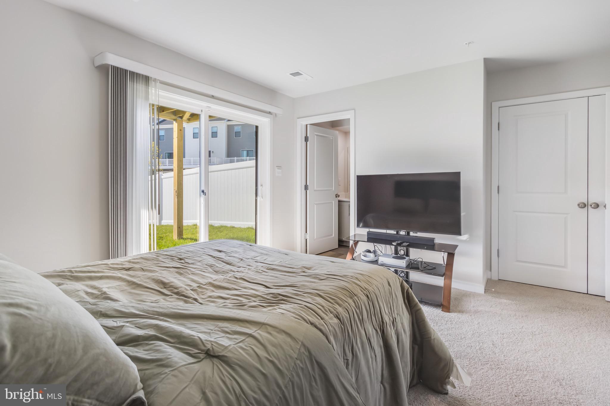 PINEGROVE - Residential Lease