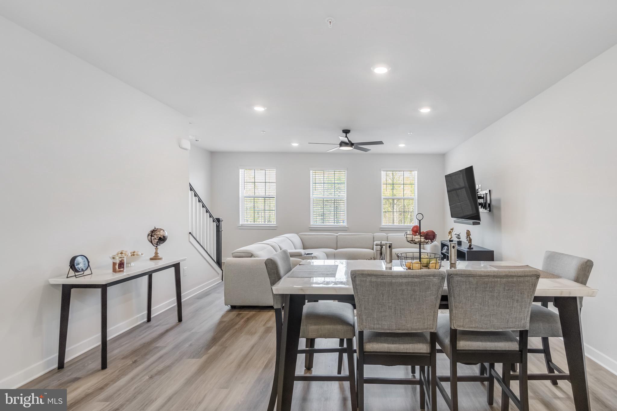 PINEGROVE - Residential Lease