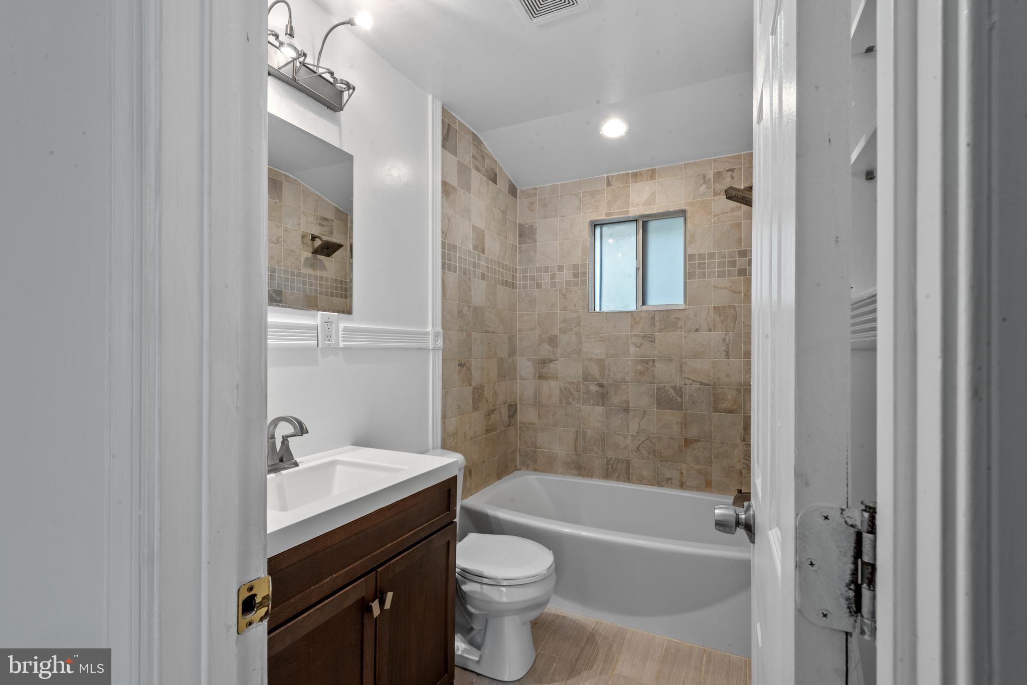 CHESAPEAKE RANCH ESTATES - Residential Lease