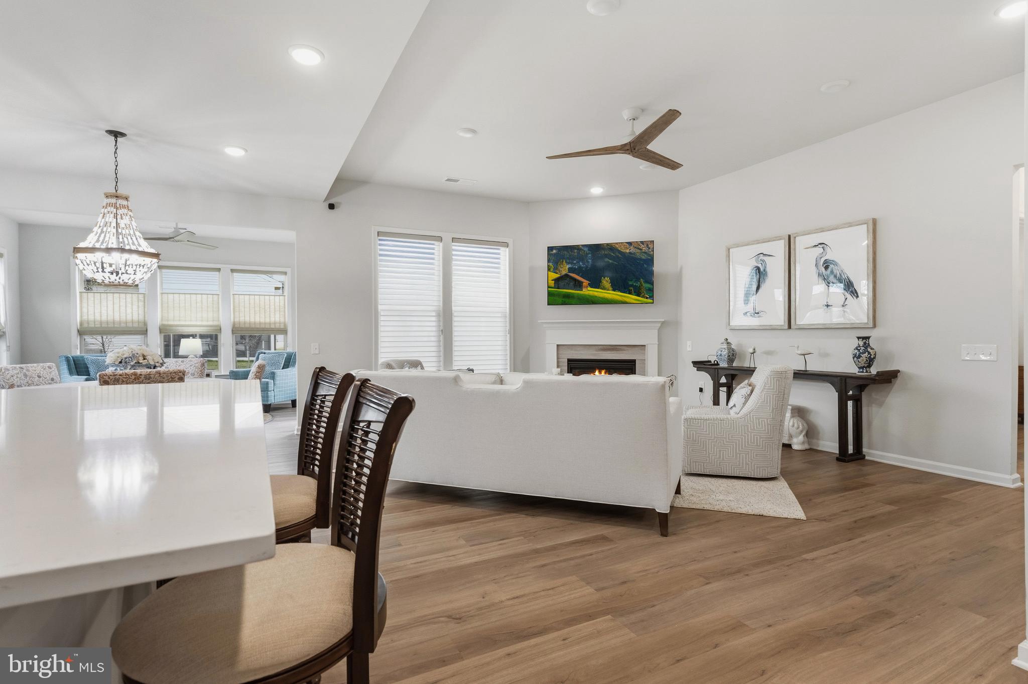 MONTEBELLO - Residential