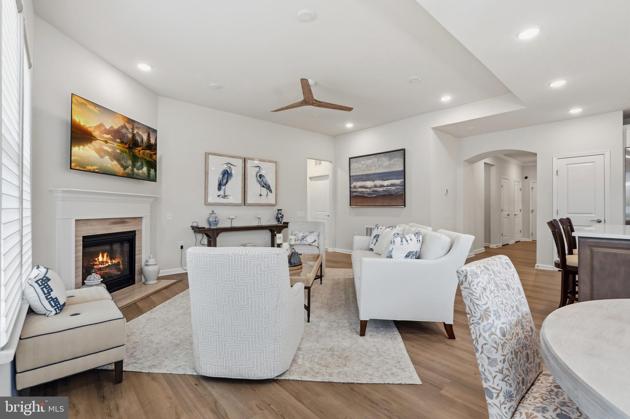 MONTEBELLO - Residential