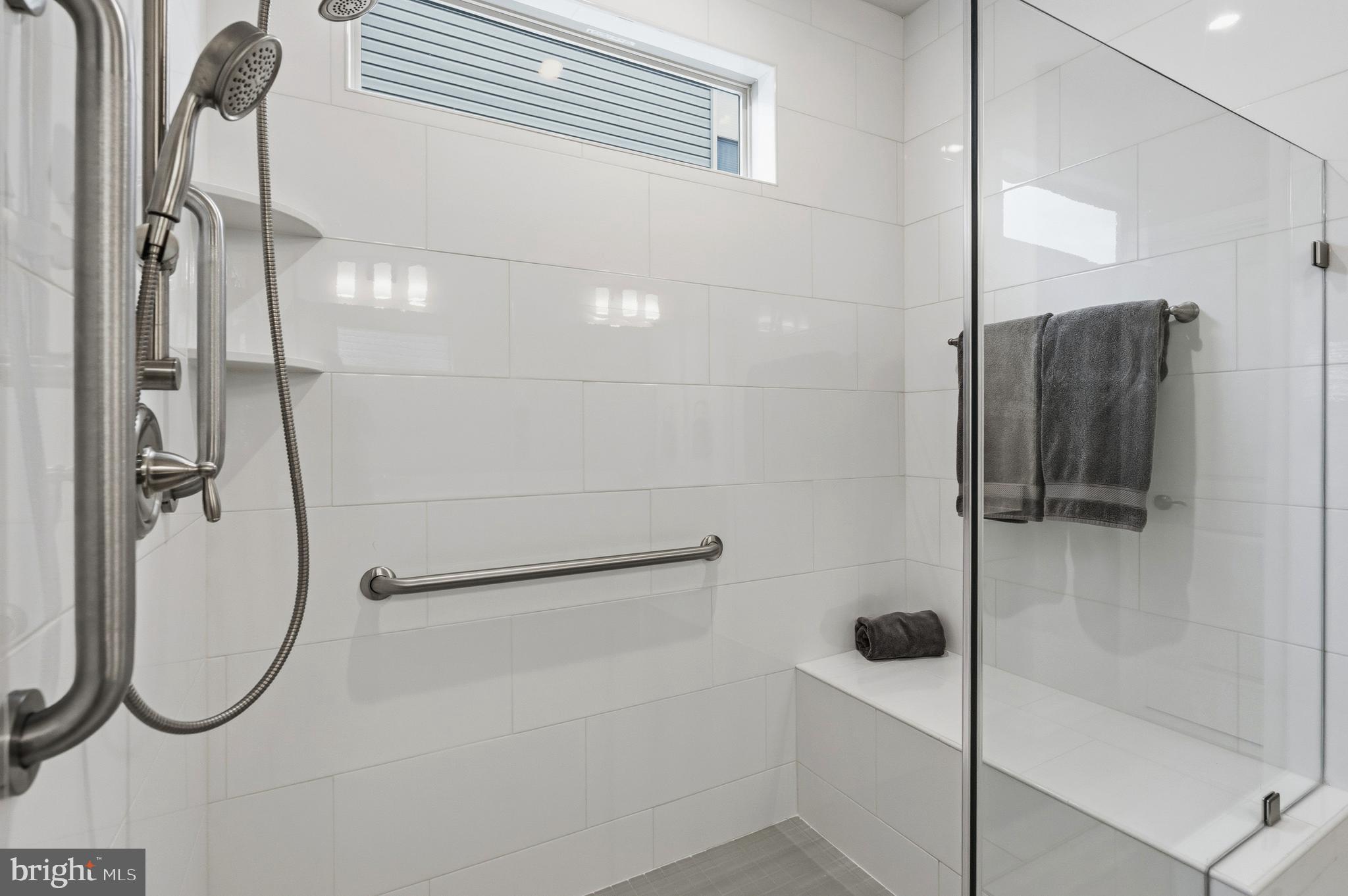 MONTEBELLO - Residential