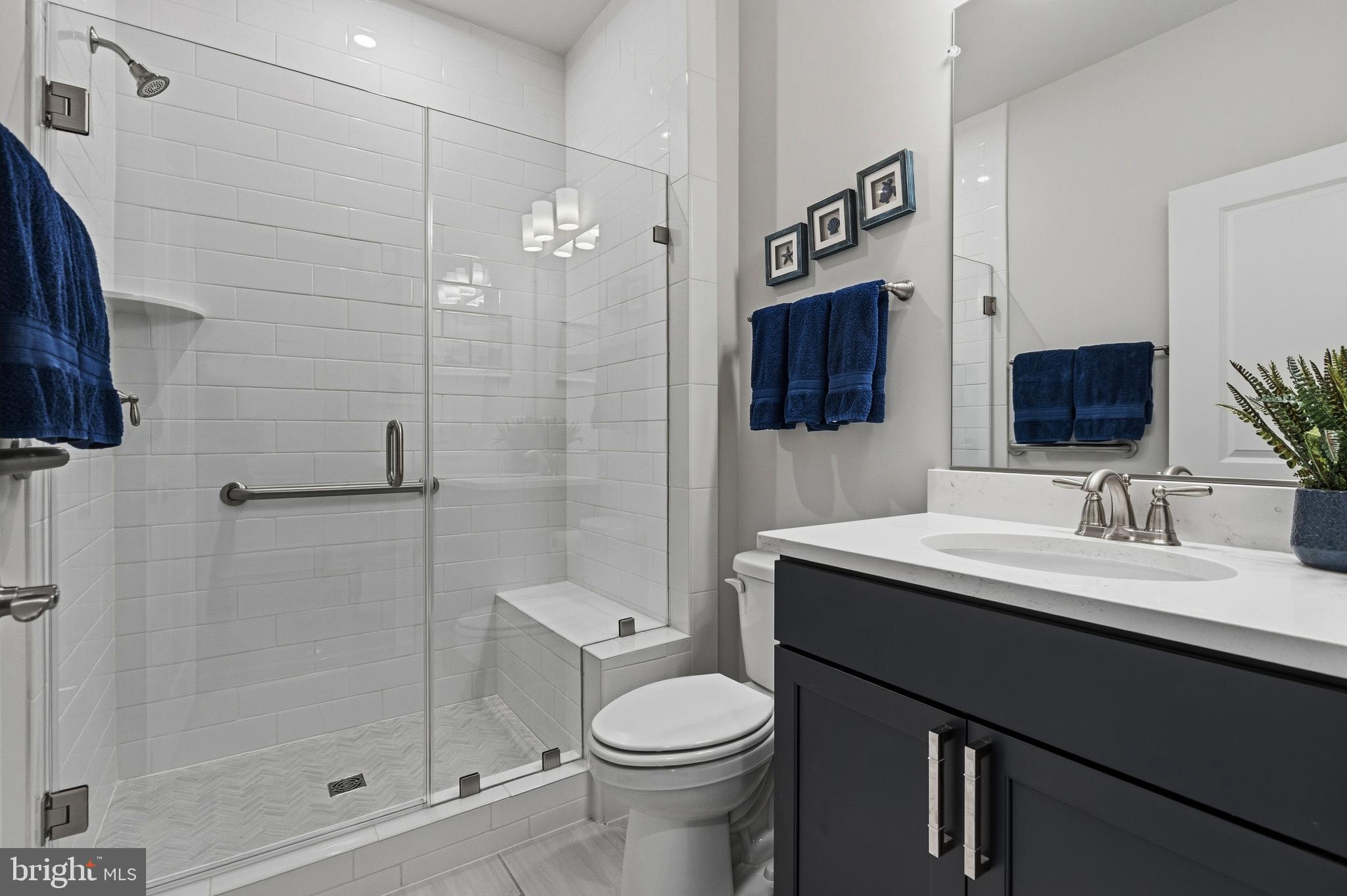 MONTEBELLO - Residential