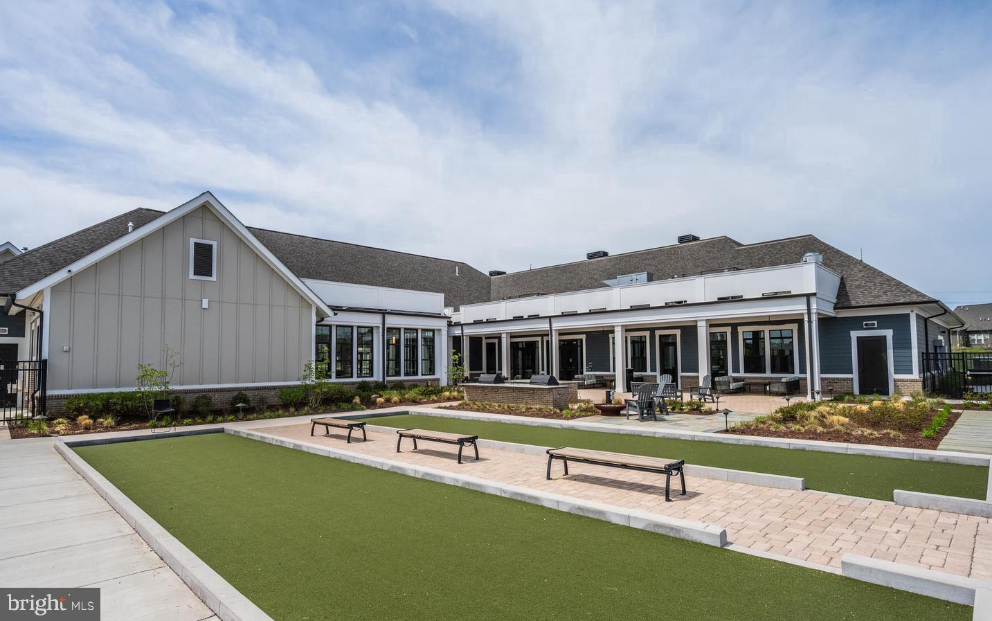 MONTEBELLO - Residential