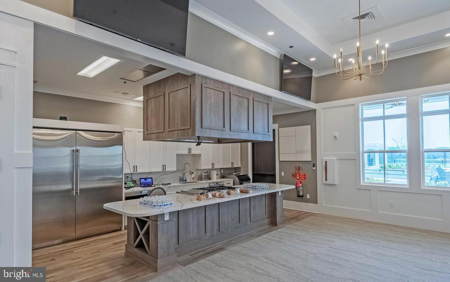 MONTEBELLO - Residential