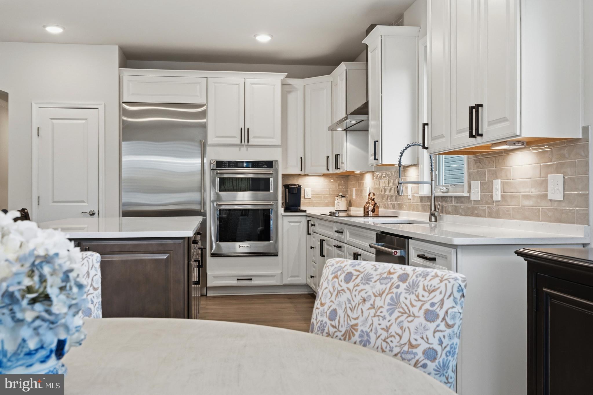 MONTEBELLO - Residential