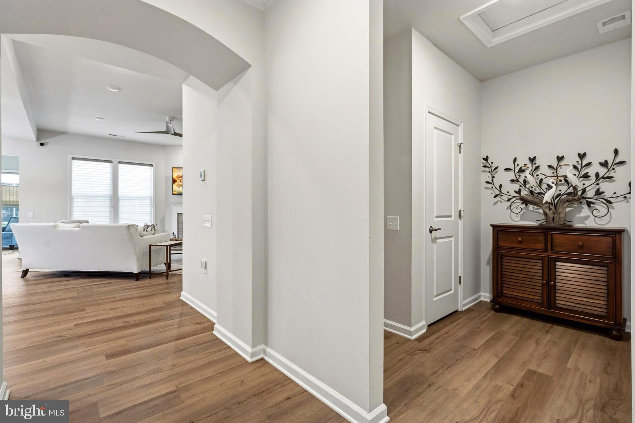 MONTEBELLO - Residential