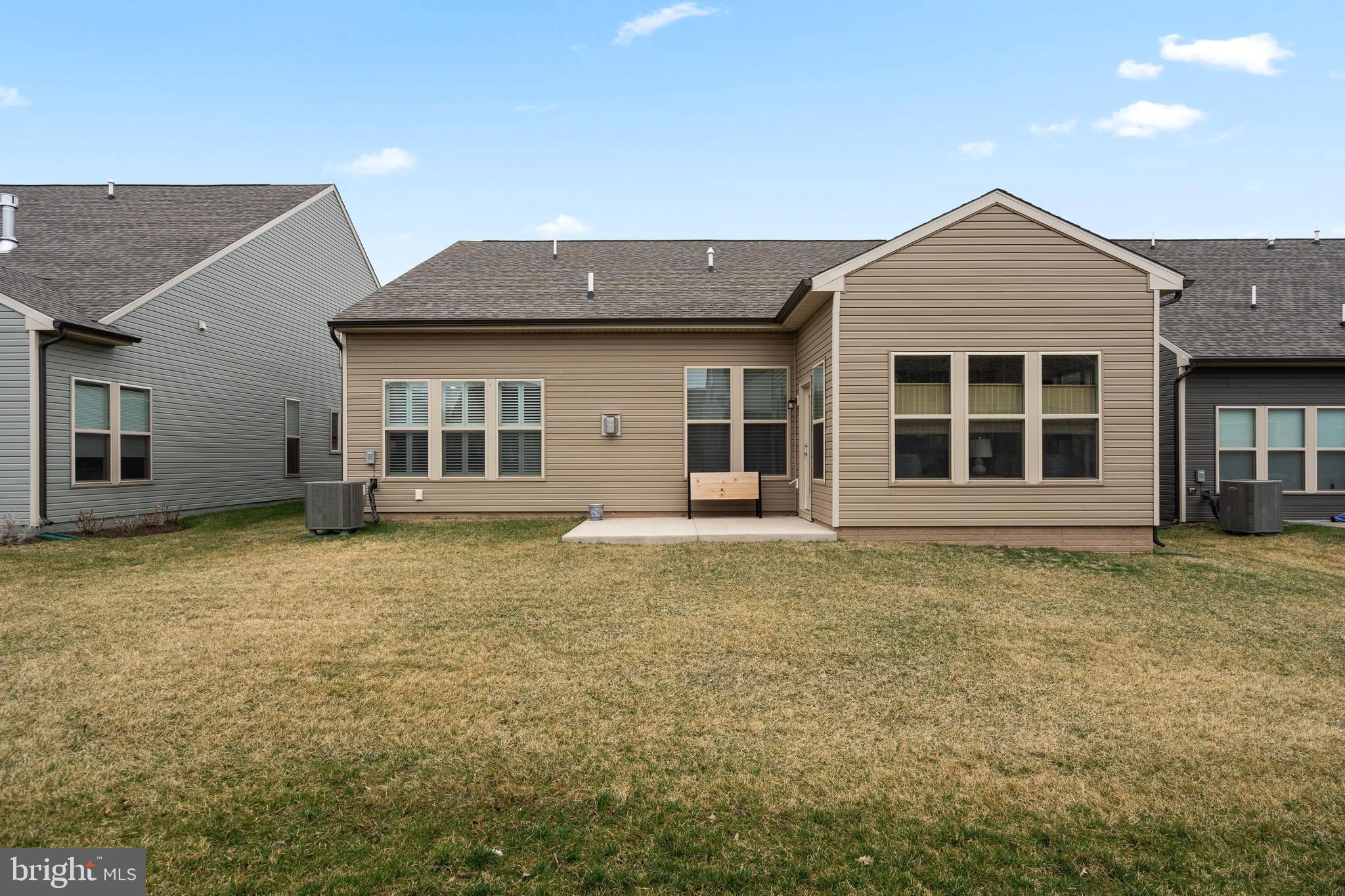 MONTEBELLO - Residential