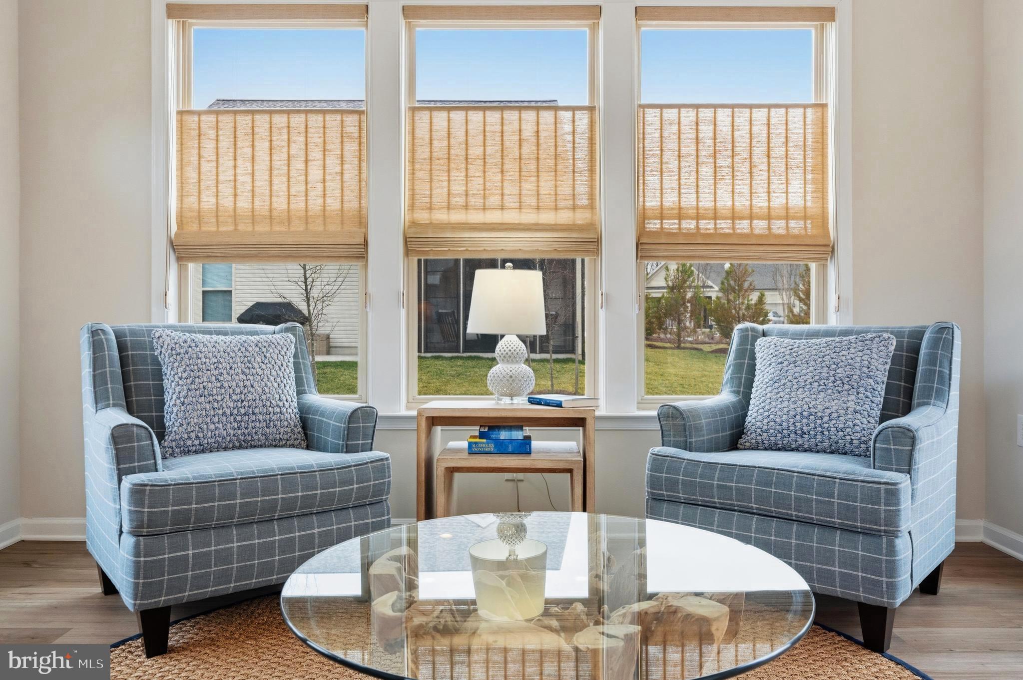 MONTEBELLO - Residential