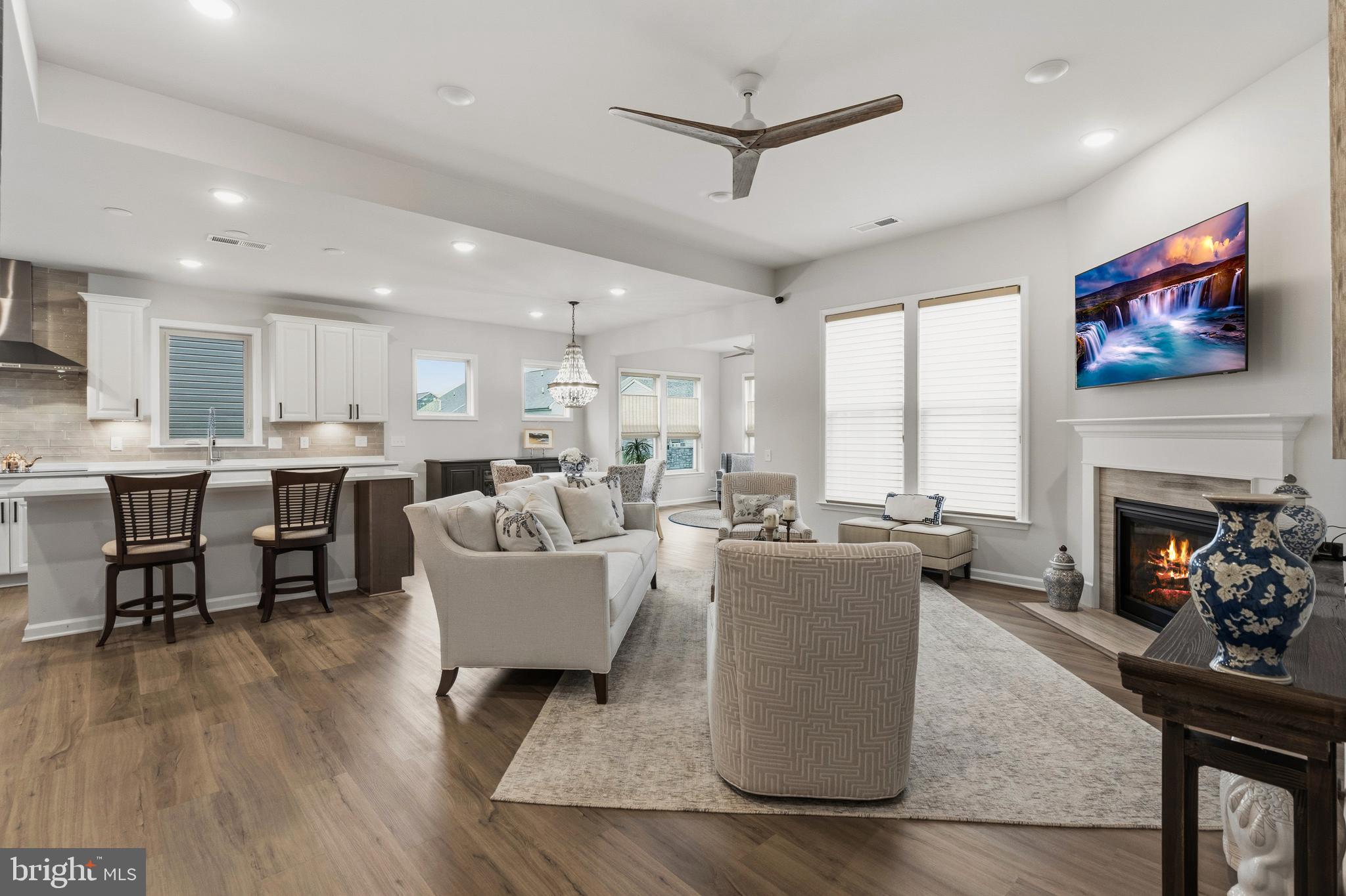 MONTEBELLO - Residential