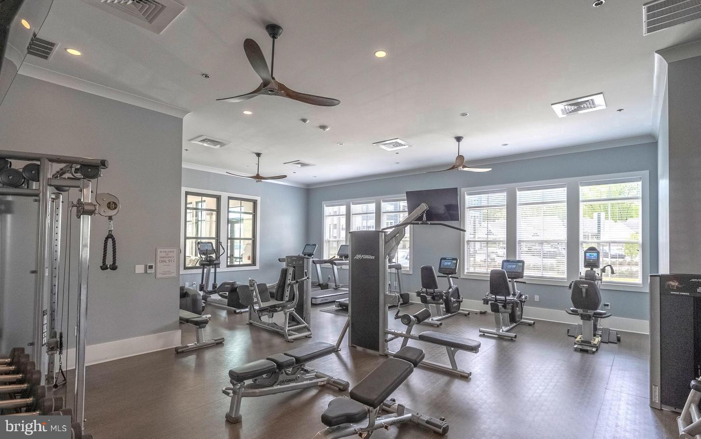 MONTEBELLO - Residential