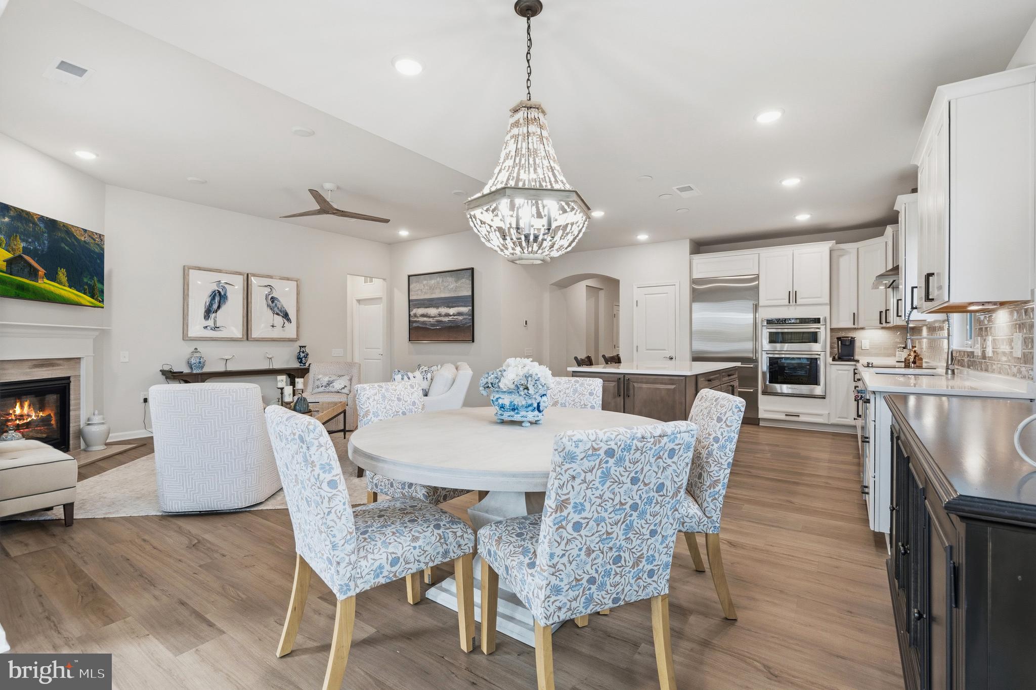 MONTEBELLO - Residential