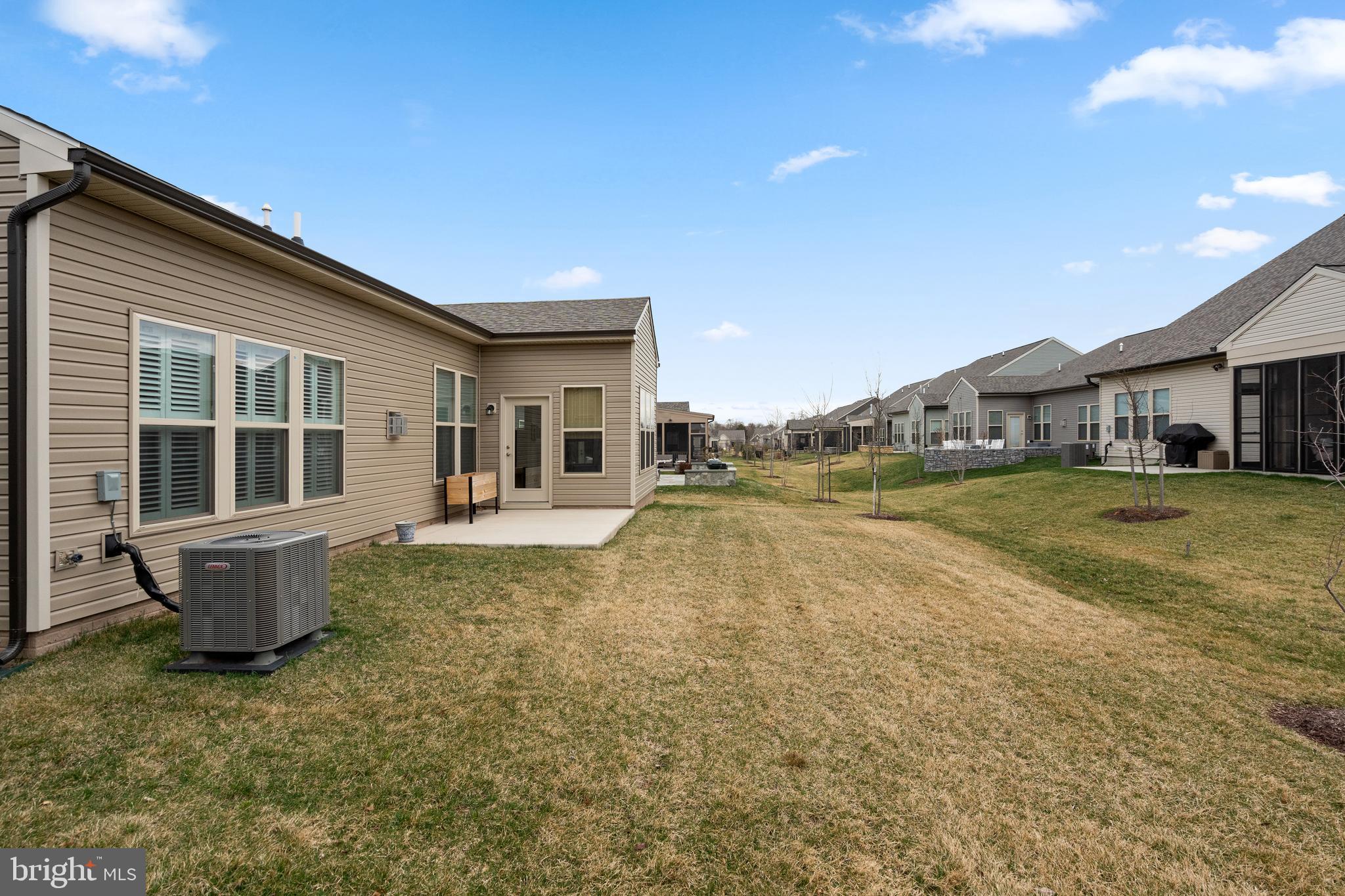 MONTEBELLO - Residential