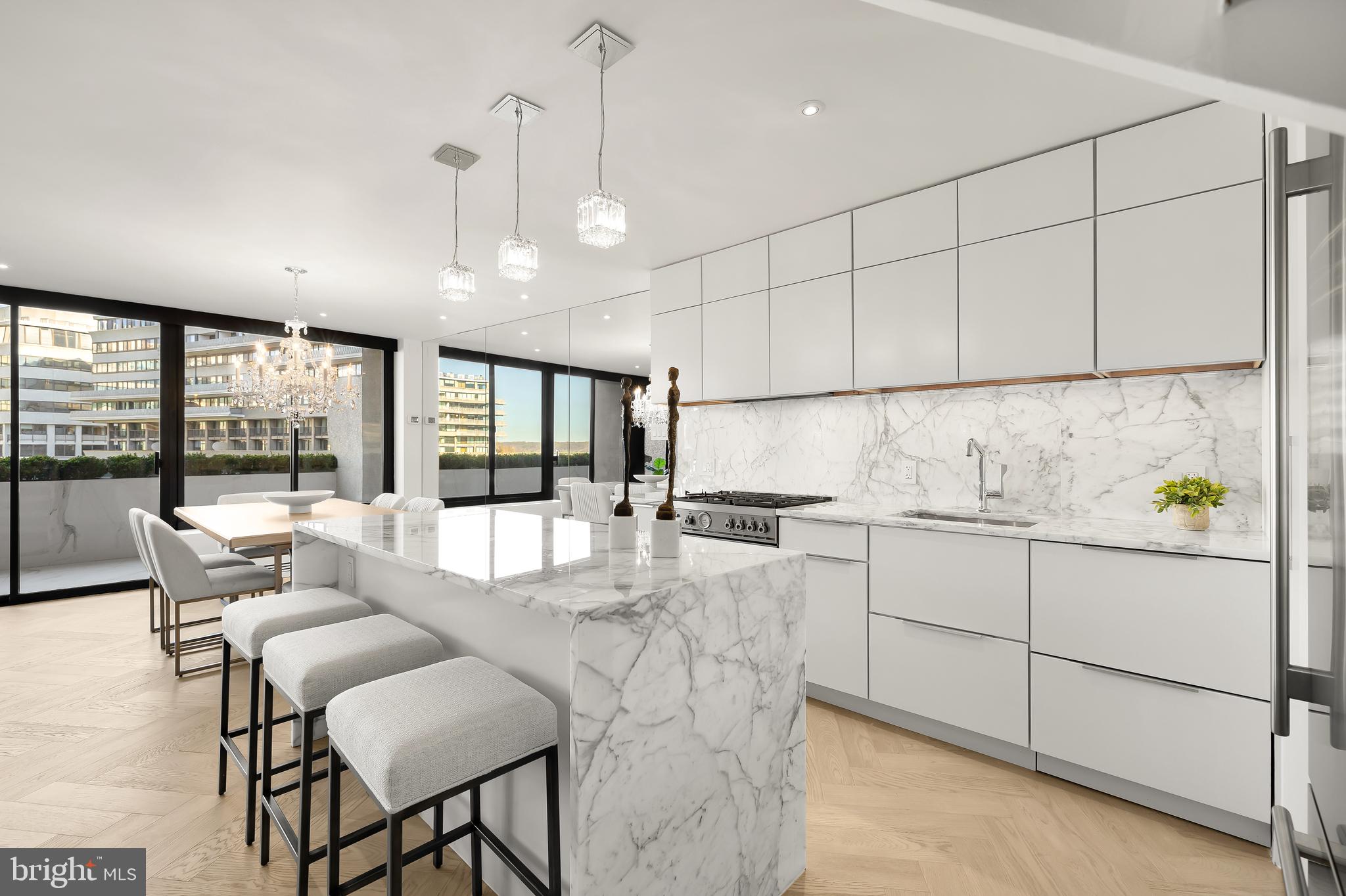 WATERGATE - Residential