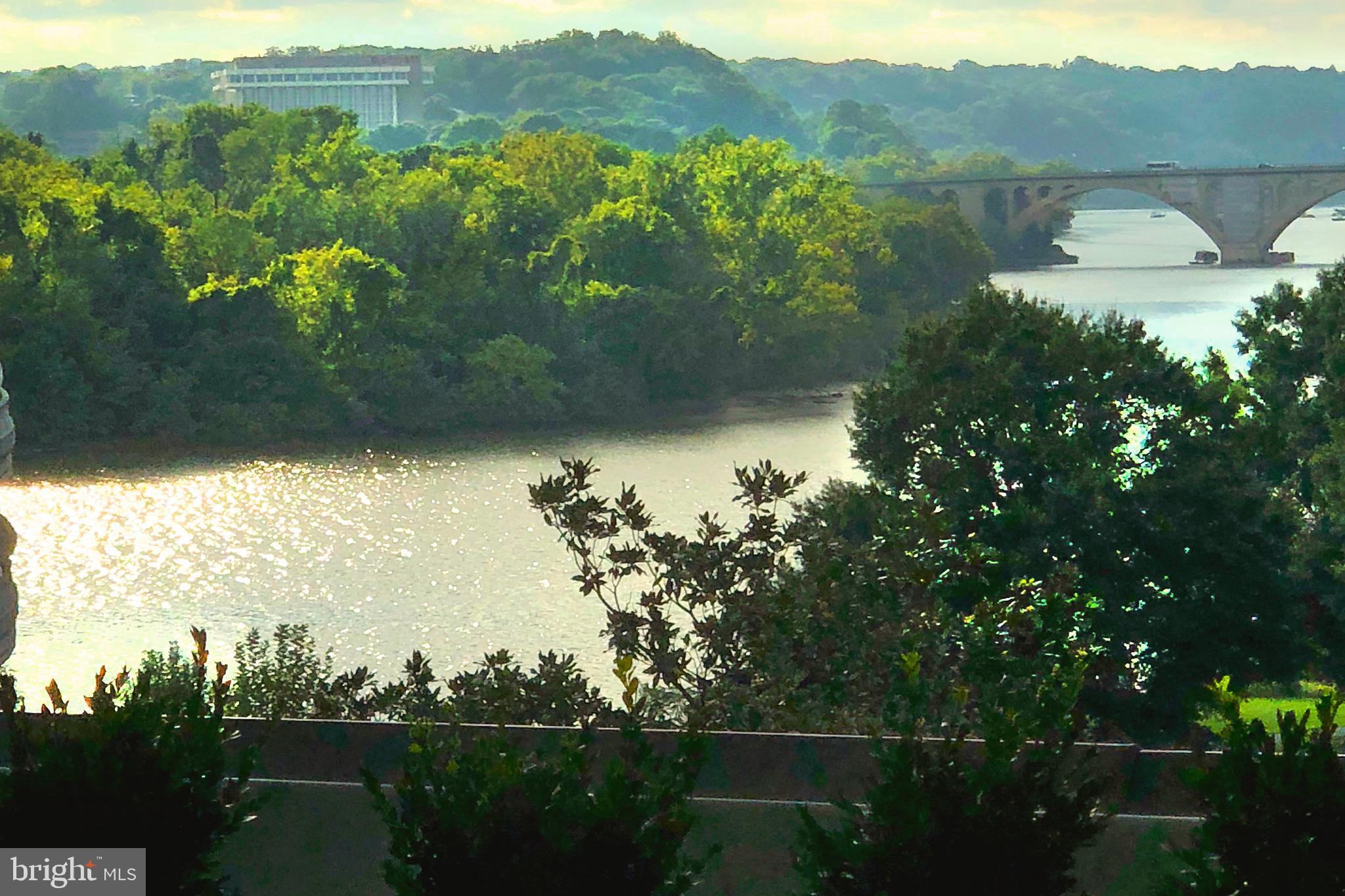 WATERGATE - Residential