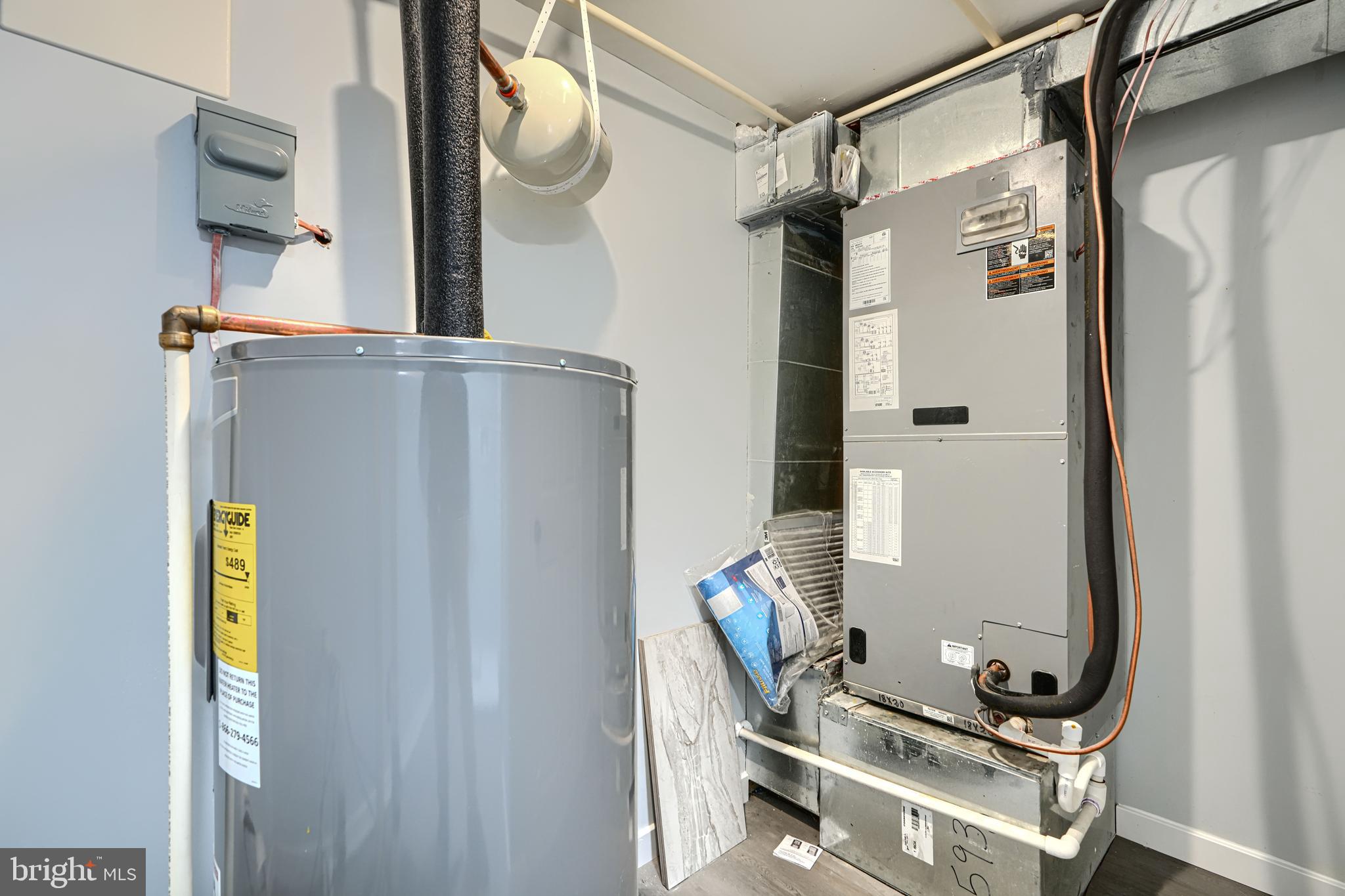 BROAD ACRES - Residential