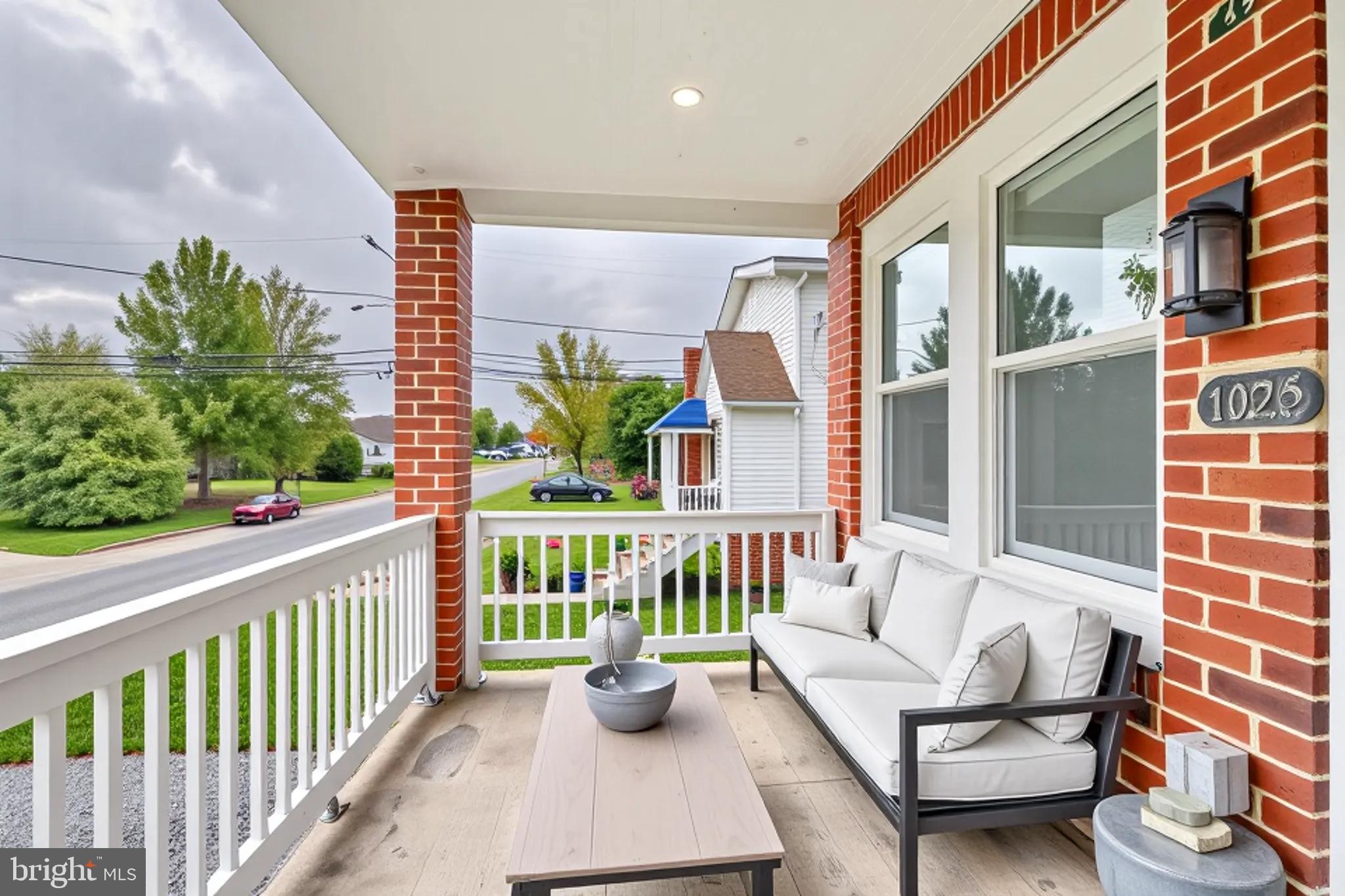 BROAD ACRES - Residential