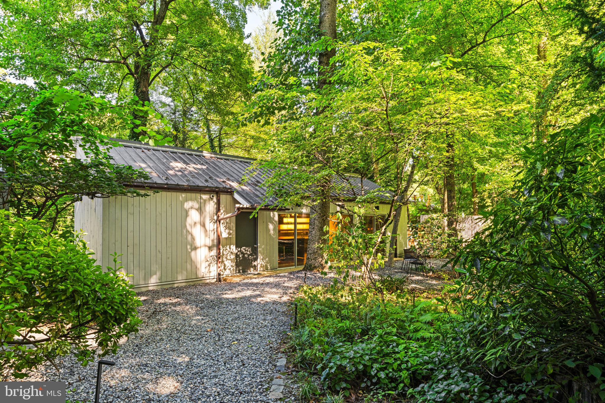 SWARTHMORE - Residential