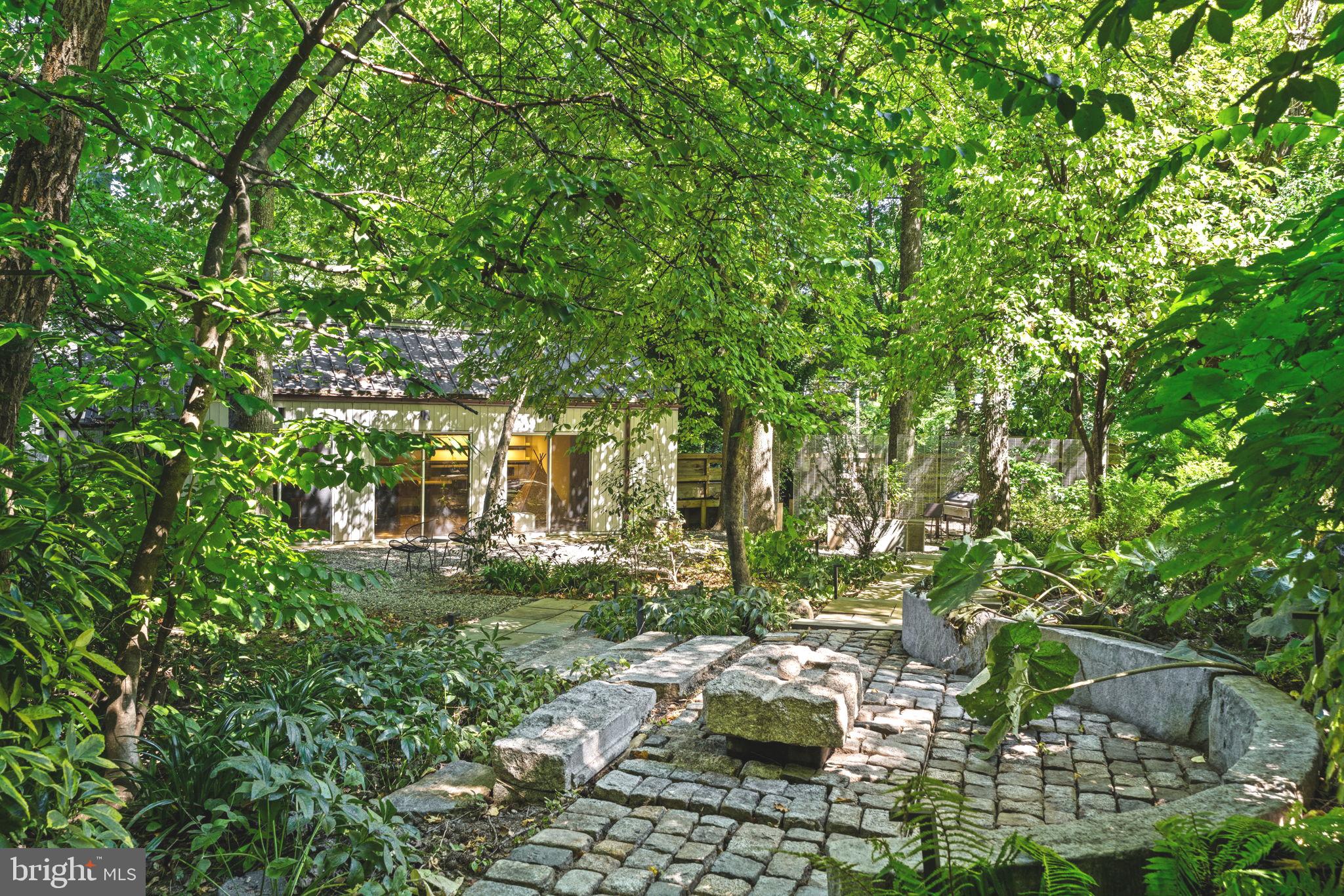 SWARTHMORE - Residential