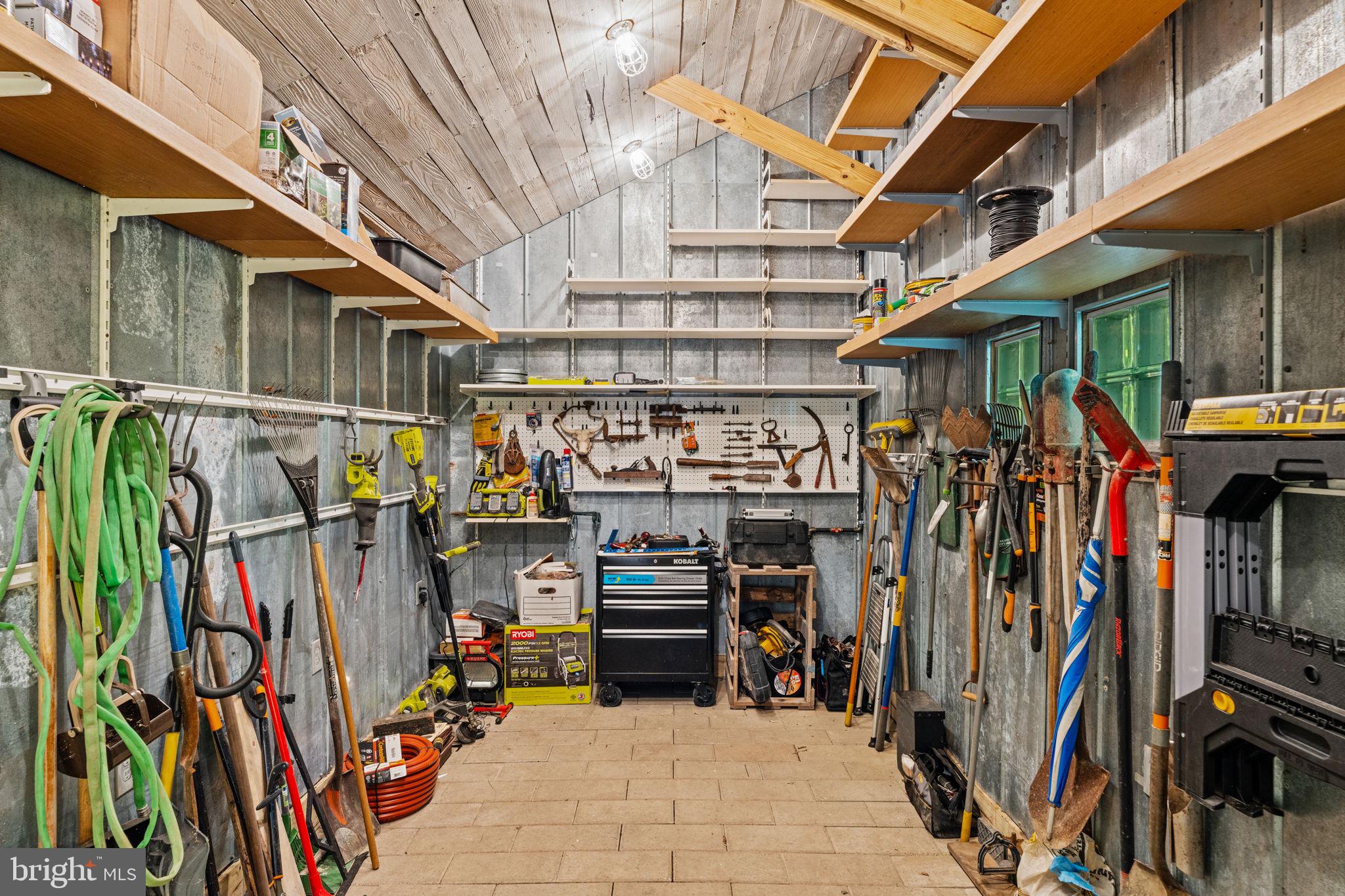 SWARTHMORE - Residential