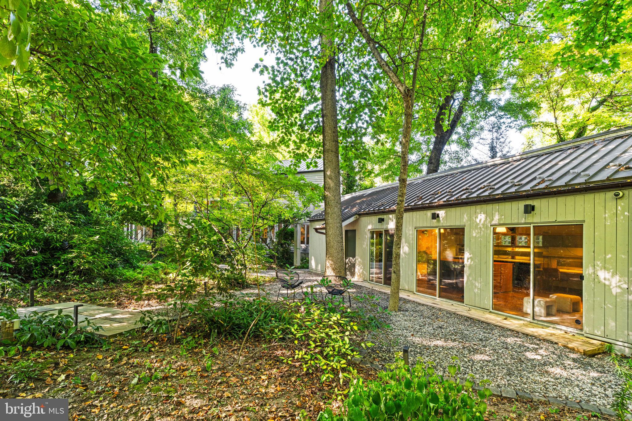 SWARTHMORE - Residential