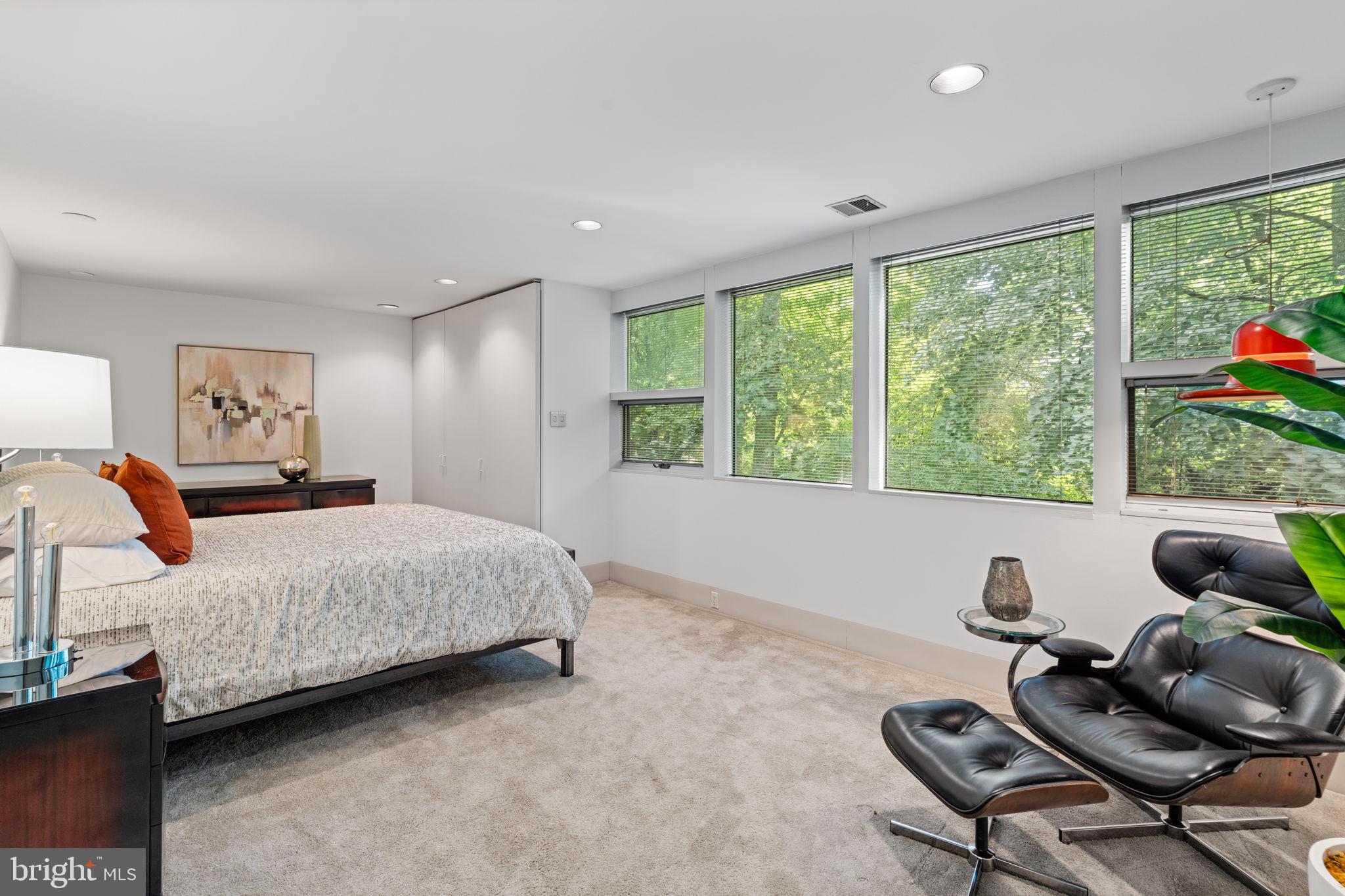 SWARTHMORE - Residential