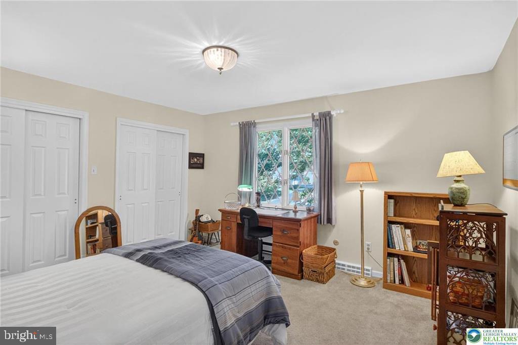 ROBIN HOOD - Residential