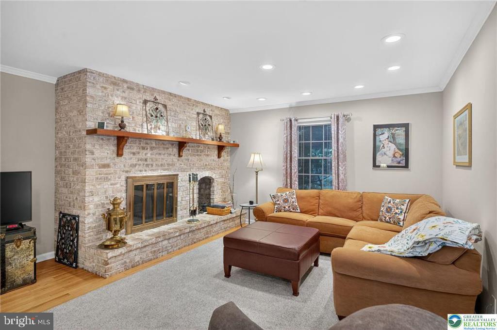 ROBIN HOOD - Residential