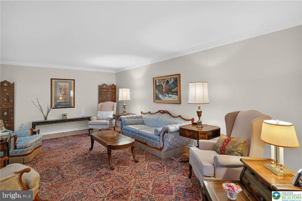 ROBIN HOOD - Residential