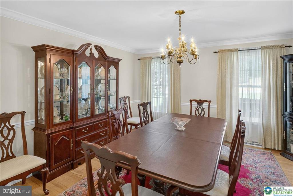 ROBIN HOOD - Residential