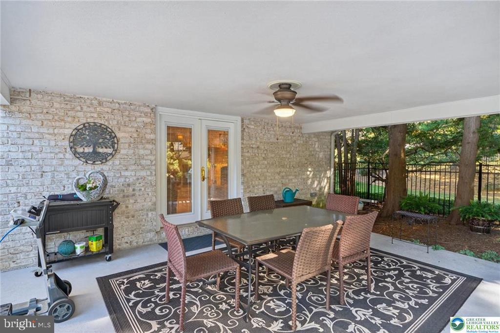 ROBIN HOOD - Residential