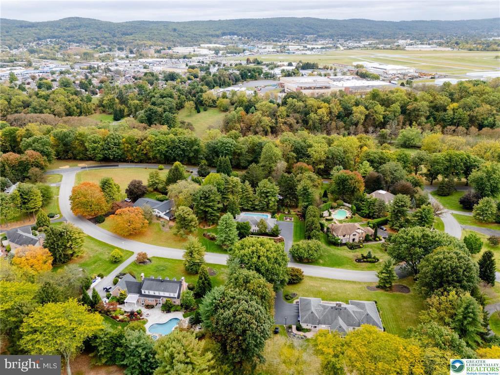 ROBIN HOOD - Residential