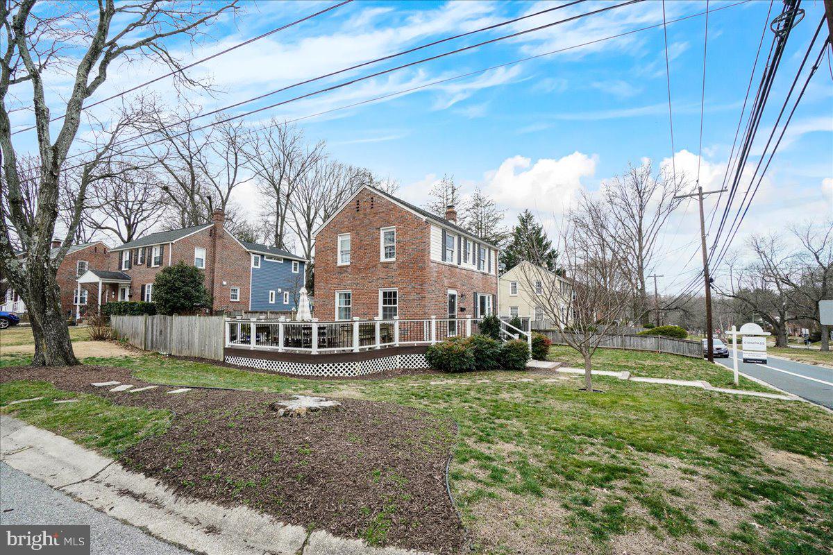 ROSEWOOD - Residential