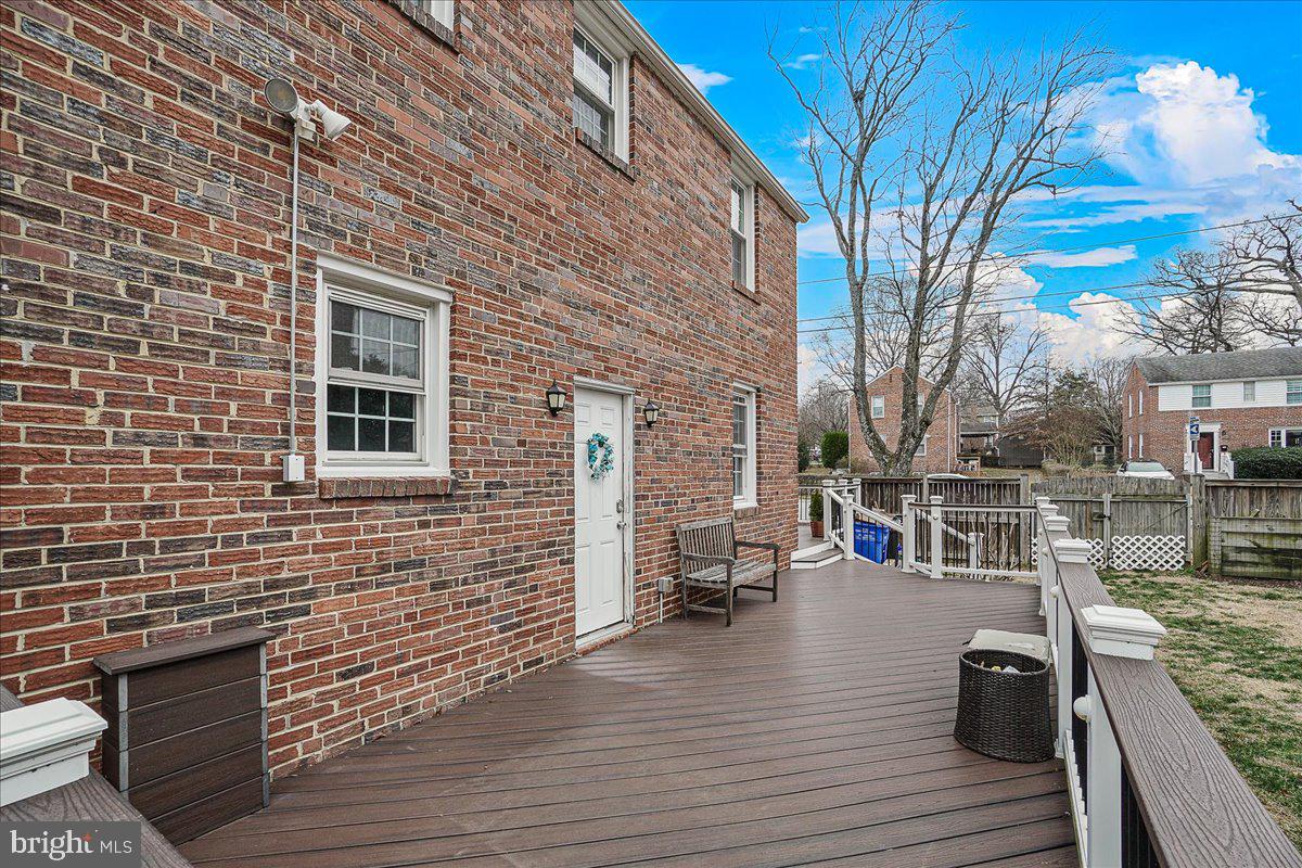 ROSEWOOD - Residential