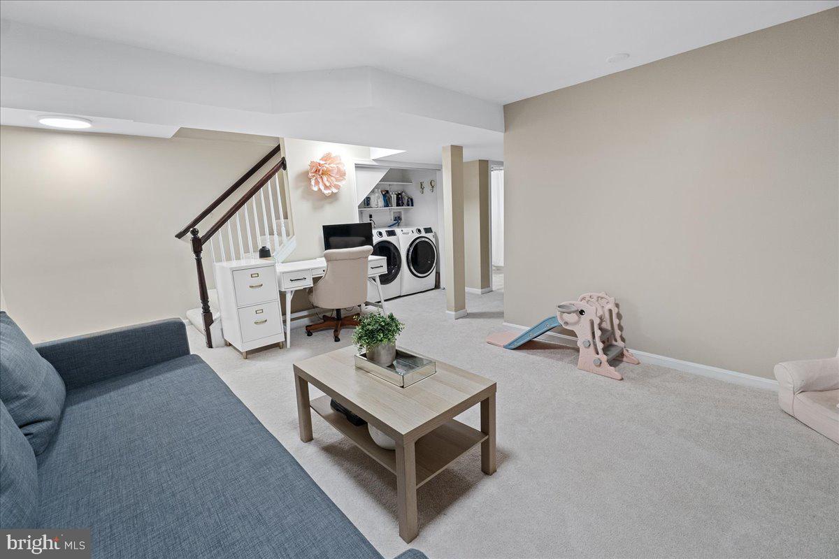 ROSEWOOD - Residential