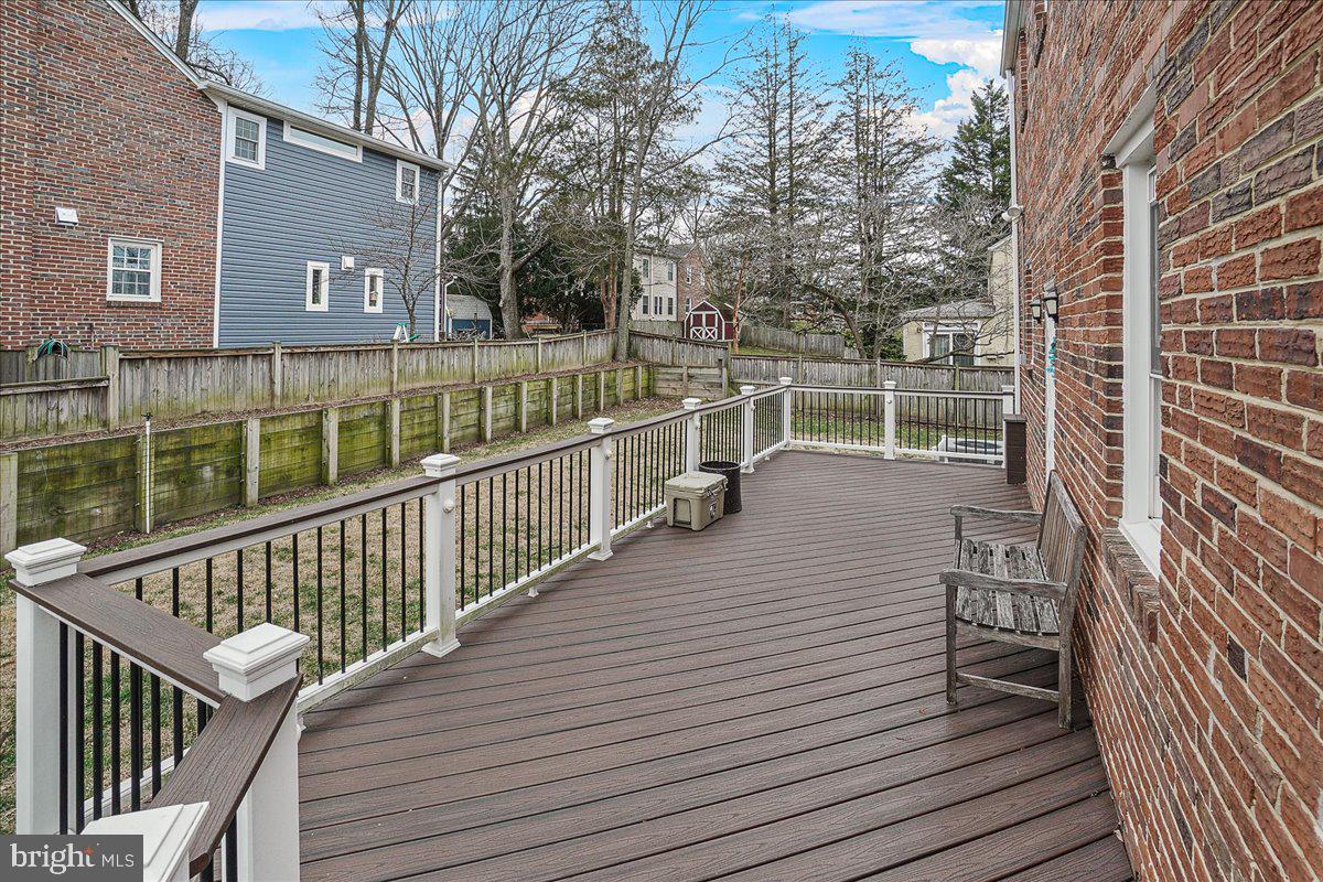 ROSEWOOD - Residential