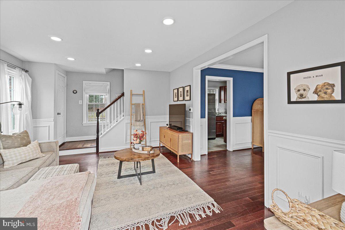 ROSEWOOD - Residential