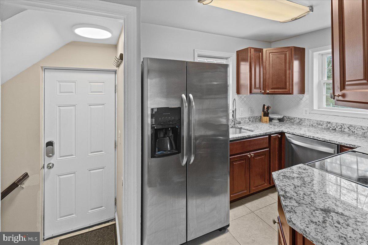 ROSEWOOD - Residential