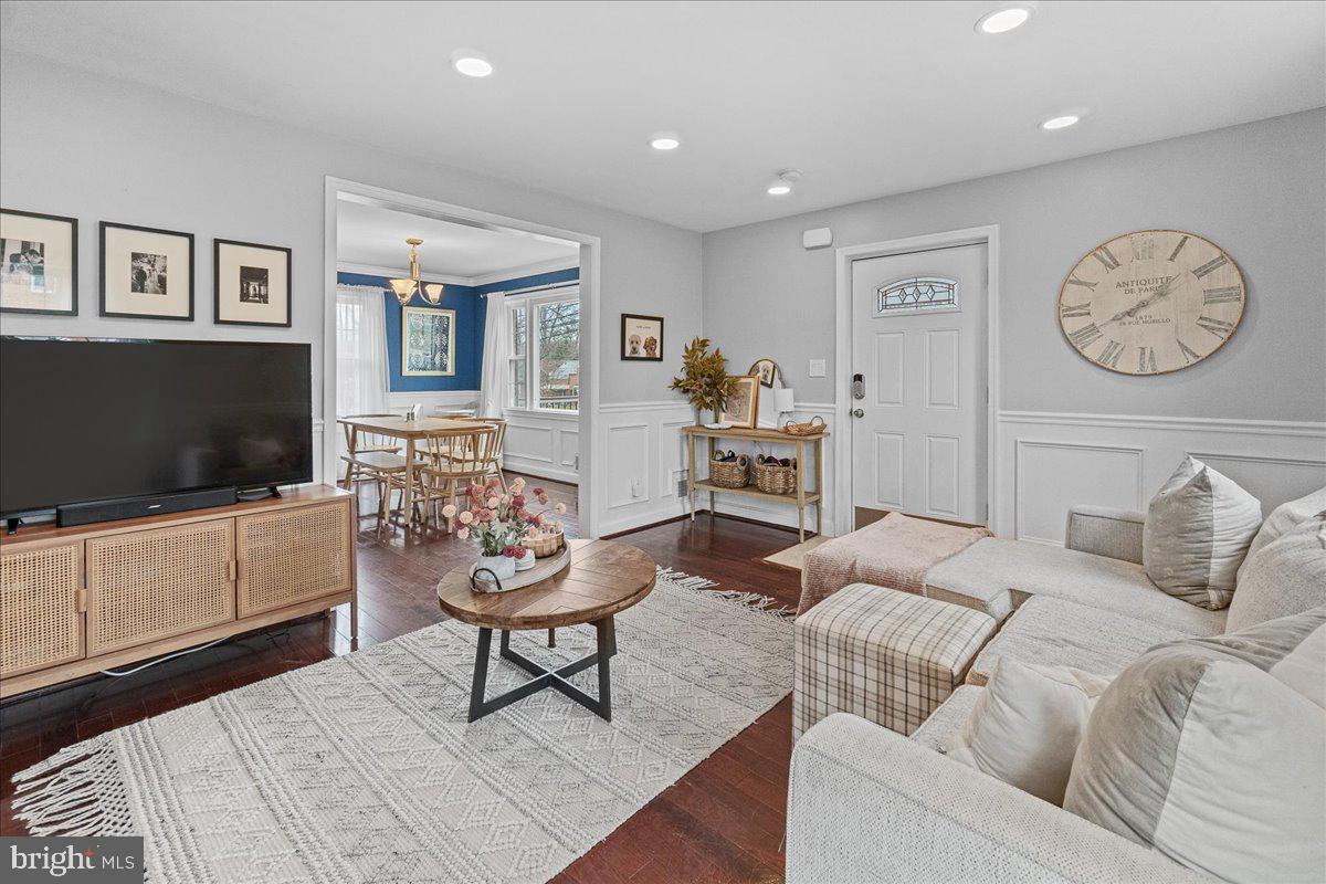 ROSEWOOD - Residential