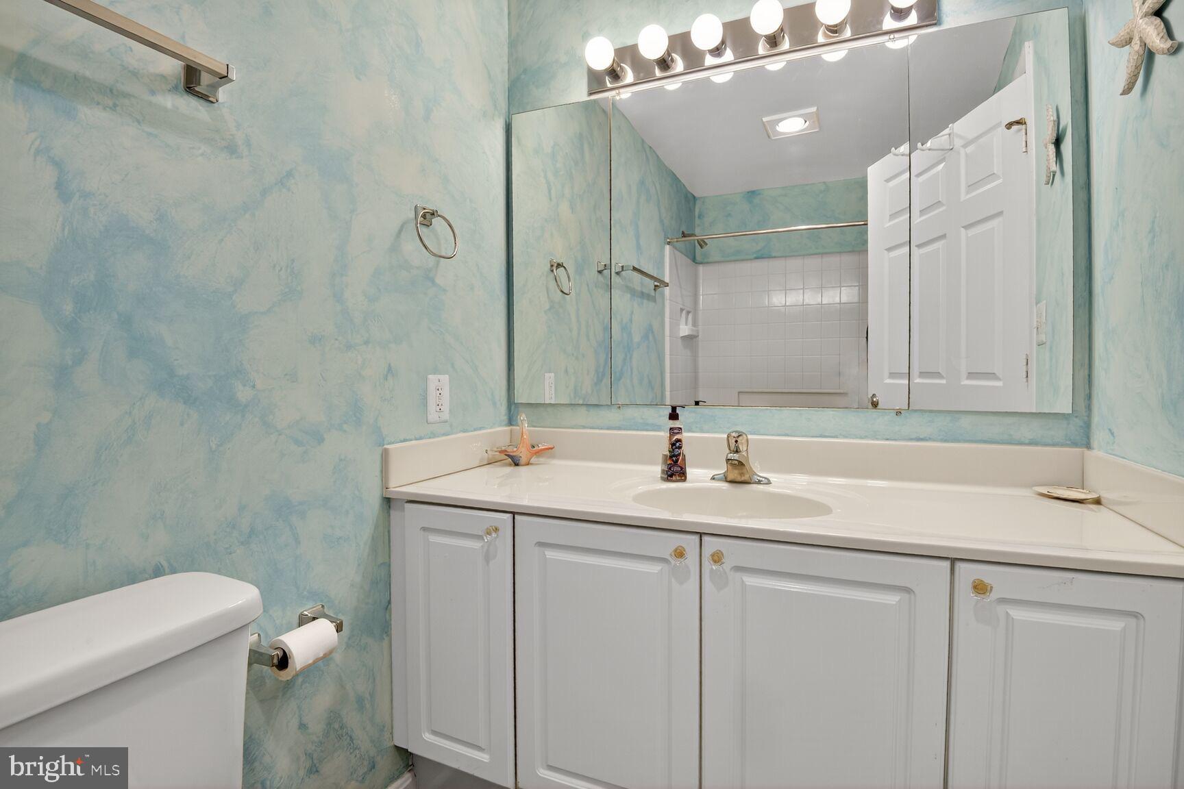 LANSDOWNE WOODS - Residential