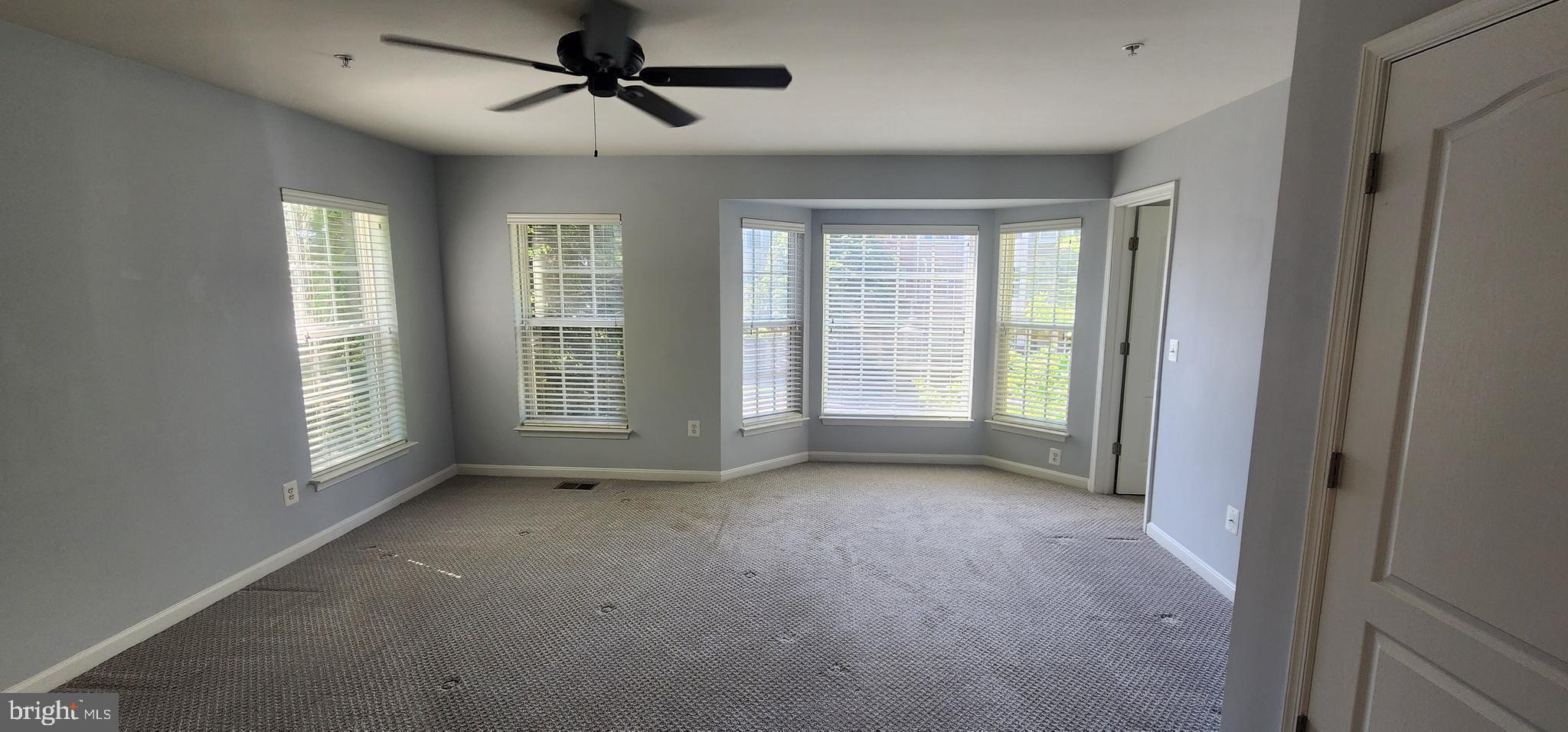 HEATHCOTE COMMONS CONDOMINIUMS - Residential Lease