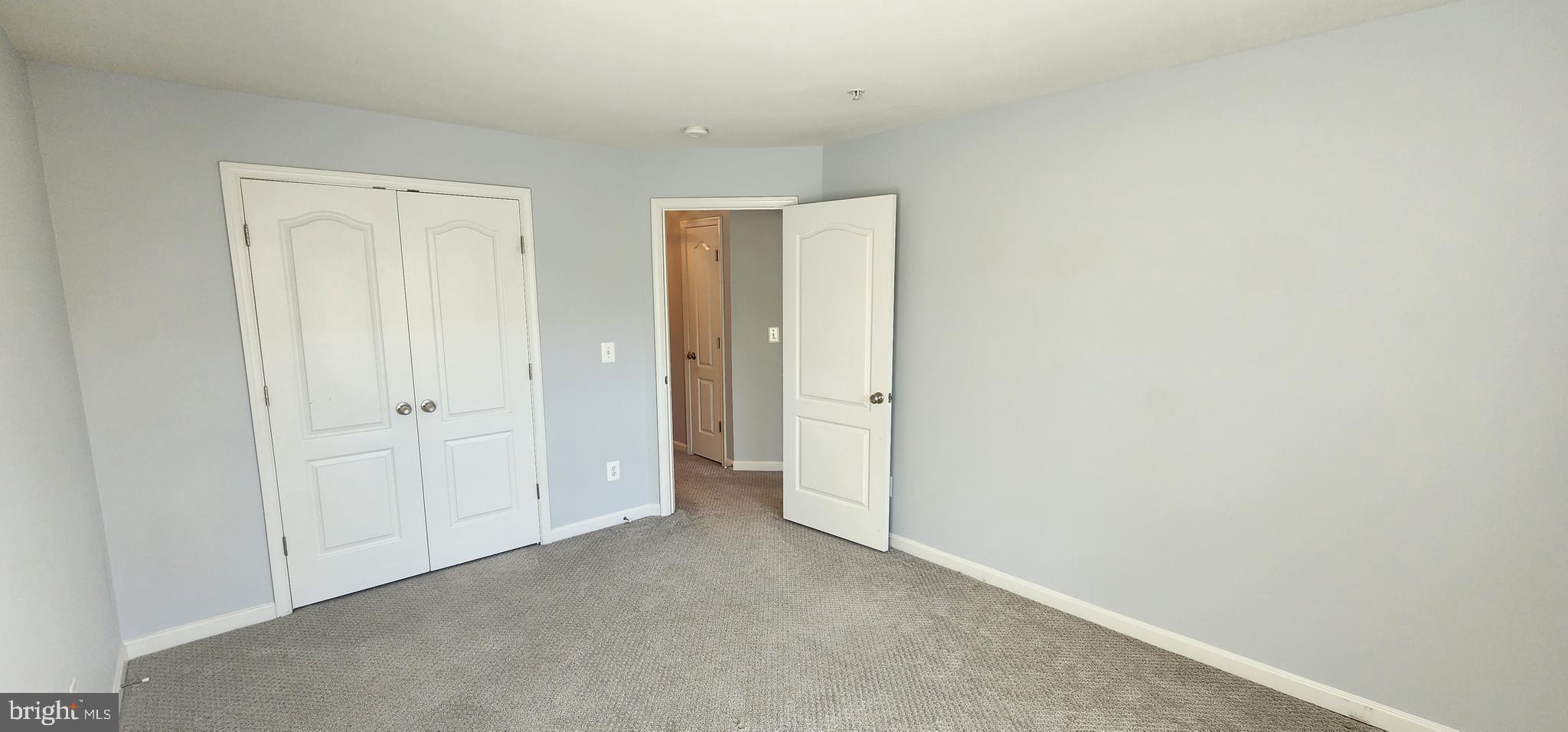 HEATHCOTE COMMONS CONDOMINIUMS - Residential Lease