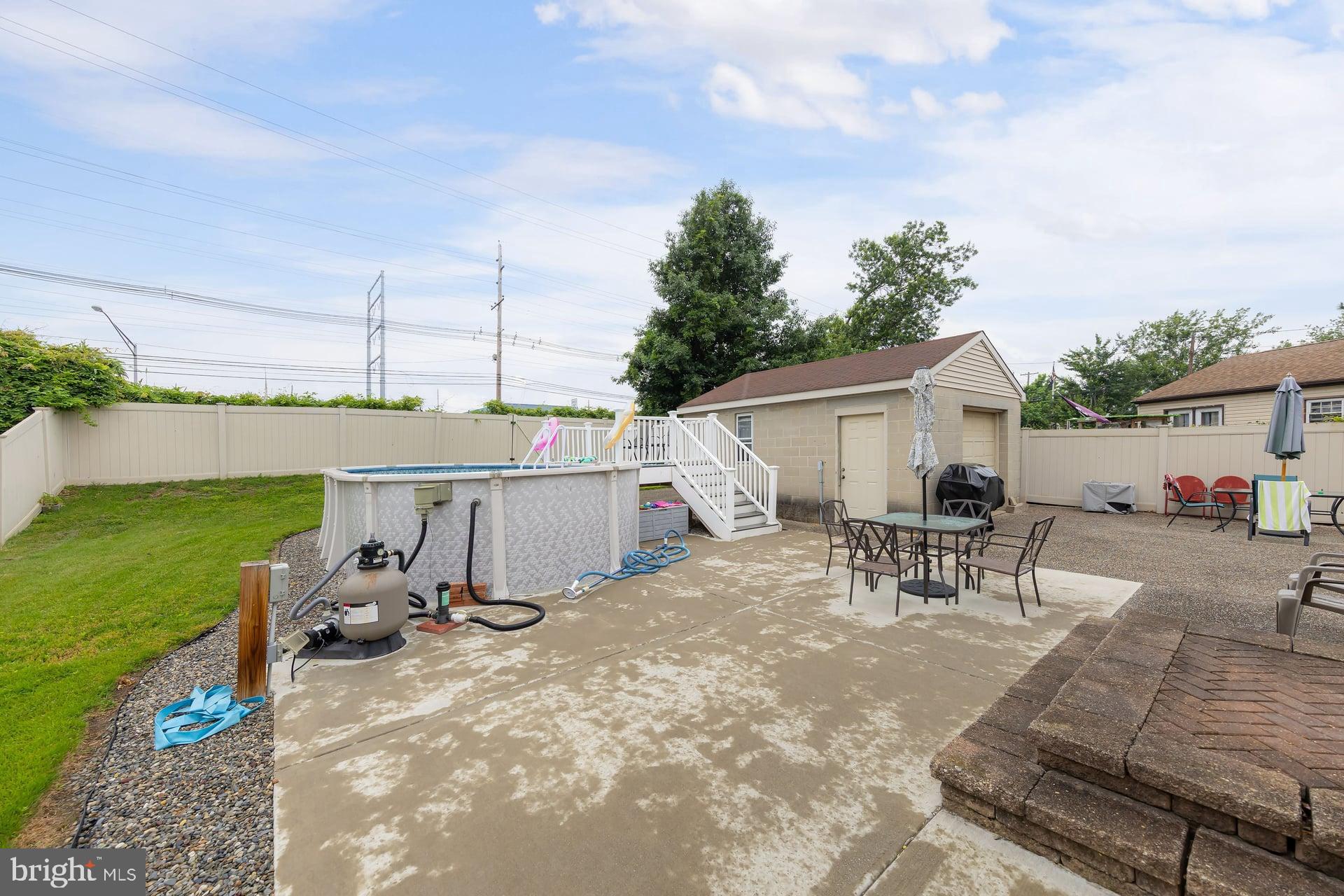 1104 STATE ROAD