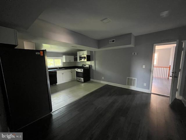 3811 BARRINGTON ROAD
