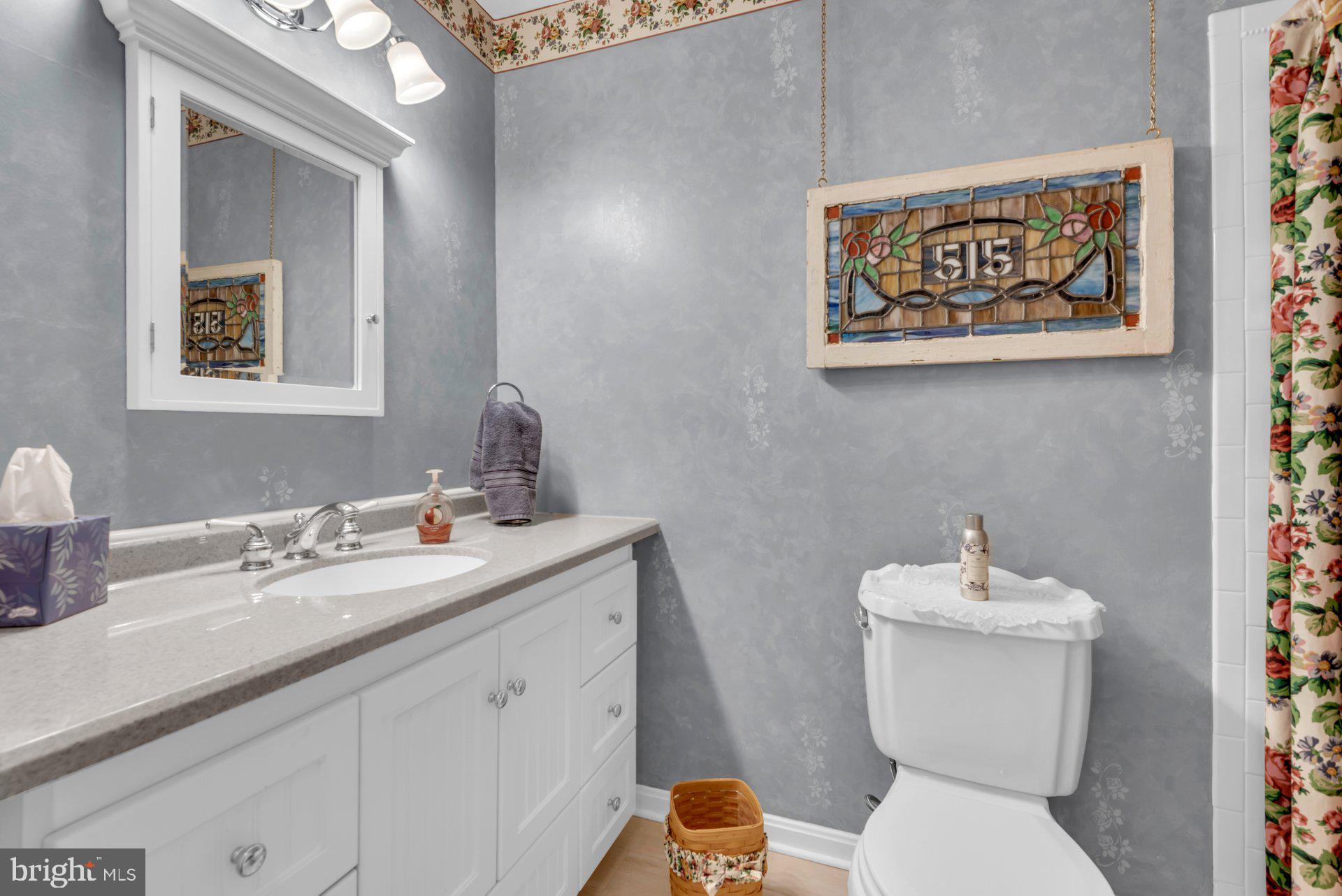 THE PROVINCES - Residential