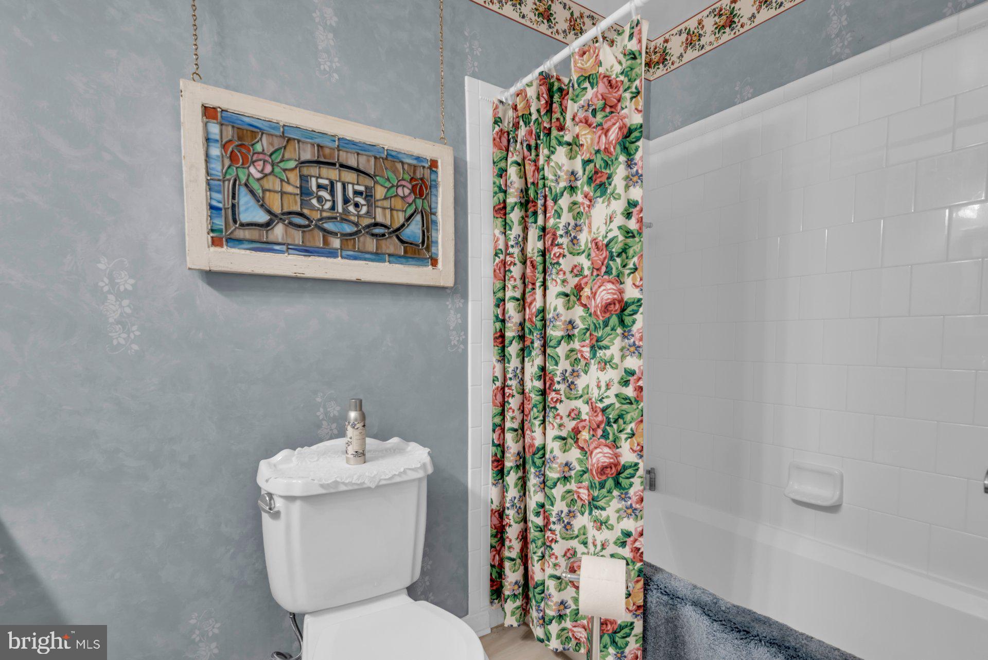 THE PROVINCES - Residential